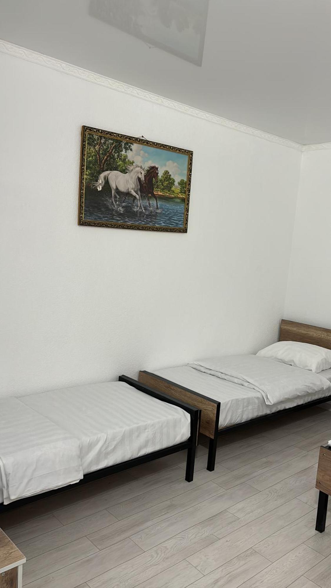 Hostel,Halal Хостел,Халал Tokmok Exteriör bild