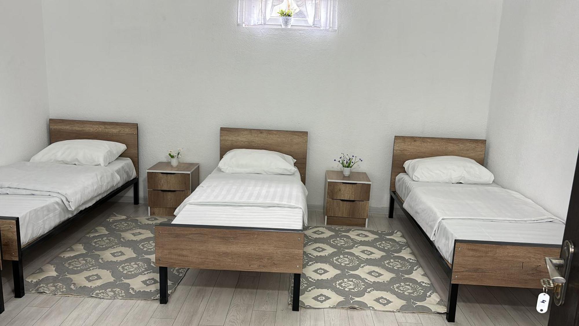 Hostel,Halal Хостел,Халал Tokmok Exteriör bild