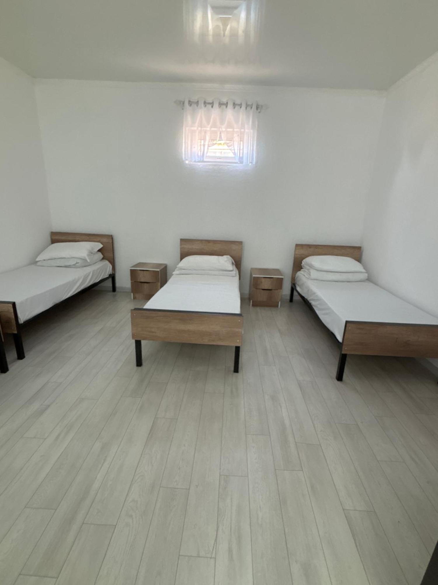 Hostel,Halal Хостел,Халал Tokmok Exteriör bild